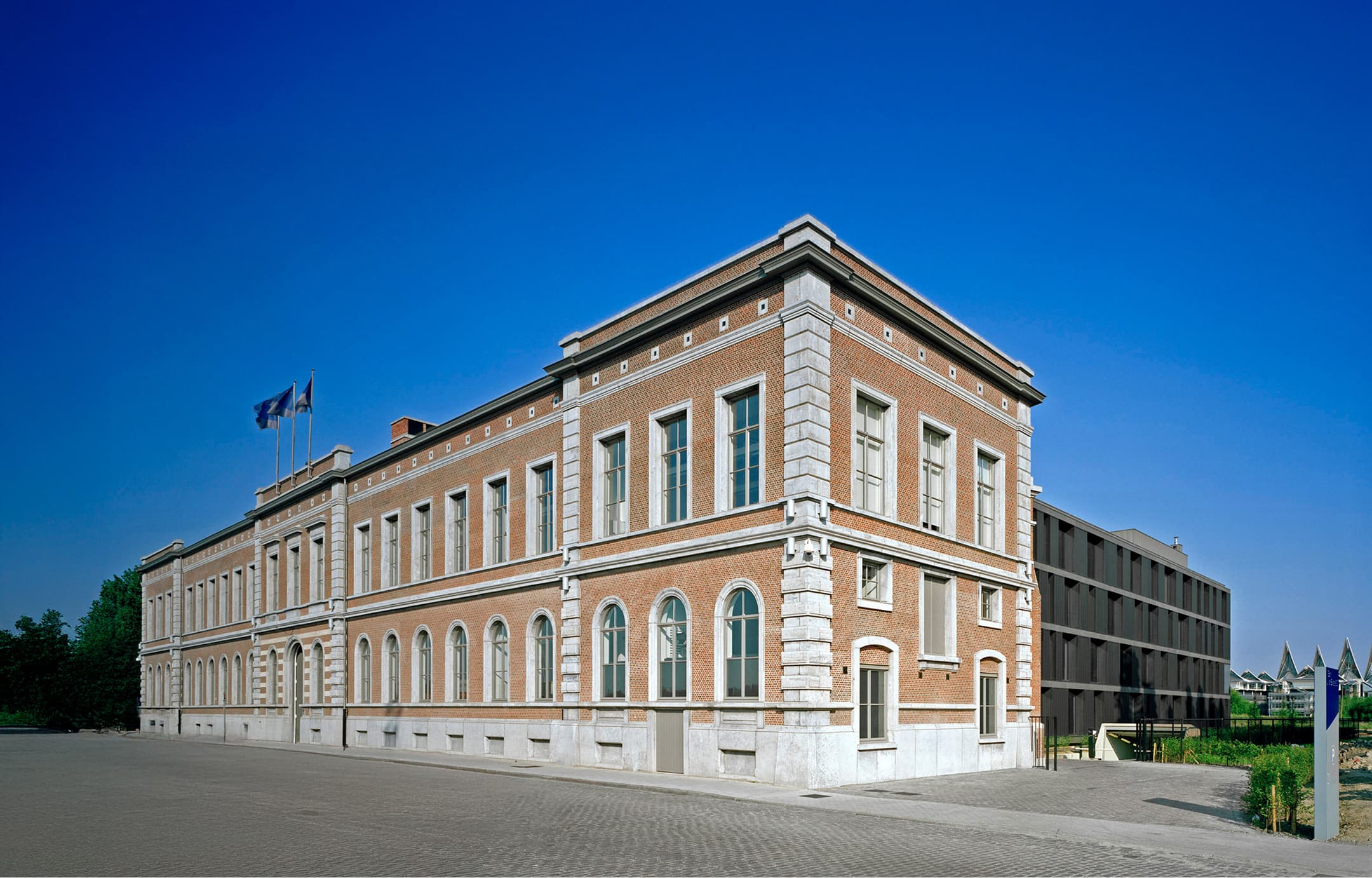 Bank van breda building